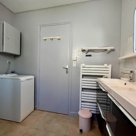 Maison Au Calme - Village Sauzelle Sgo000-282 Villa *