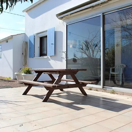 فيلة Maison Au Calme - Village Sauzelle Sgo000-282 *
