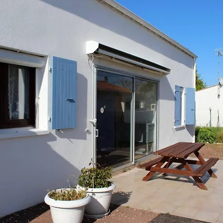 Maison Au Calme - Village Sauzelle Sgo000-282 فيلة